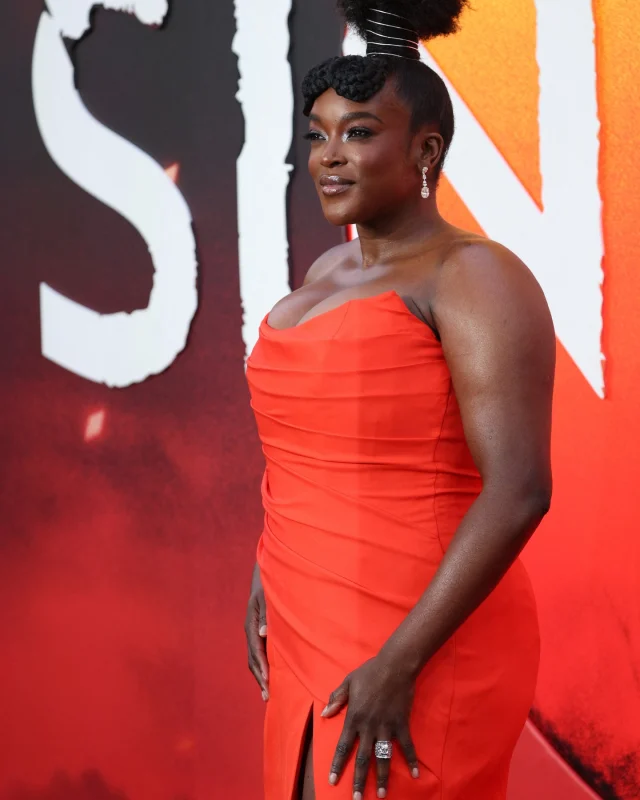 Wunmi Mosaku looked stunning in Moussaieff diamonds at the European Premiere of the film Sinners.

@wunmimosaku @sinnersmovie @warnerbros @moussaieffjewellers 

#moussaieffjewellers #diamonds #sinnersmovie